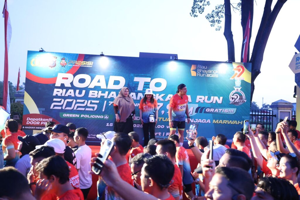 Polda Riau Gelar Road to Riau Bhayangkara Run 7,9 K