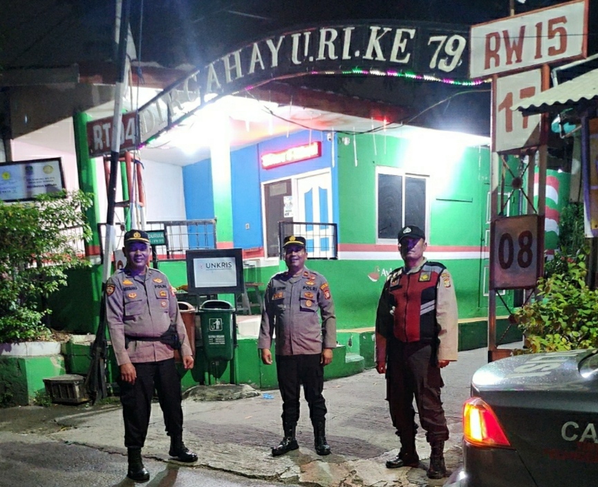 Giatkan Patroli Polsek Bekasi Barat Cipta Kondisi Kondusif