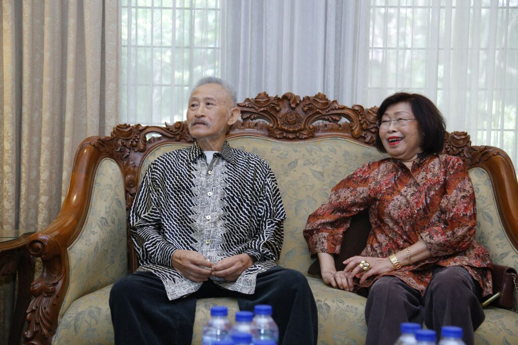 Anjangsana HUT Bhayangkara ke-79, Tim Polri Sambangi Kediaman Jenderal (Purn) Sutarman
