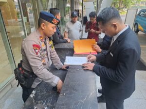 Brimob Polda Metro Jaya Sterilkan Hotel Kempinski dan Amankan Lokasi Kunjungan Delegasi Turkish Gendarmerie.