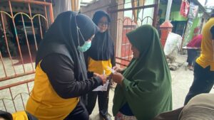 Polres Metro Bekasi Kota Gelar Kerja Bakti dan Layanan Kesehatan Gratis, Wujud Kepedulian Polri pada Masyarakat.