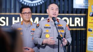 Robot Humanoid hingga Robot Dog Beratribut Polisi Ramaikan Monas dalam Persiapan Hari Bhayangkara ke-79.