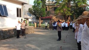 Kapolsek Bekasi Barat Hadiri Apel Gabungan Tingkat Kecamatan Bekasi Barat