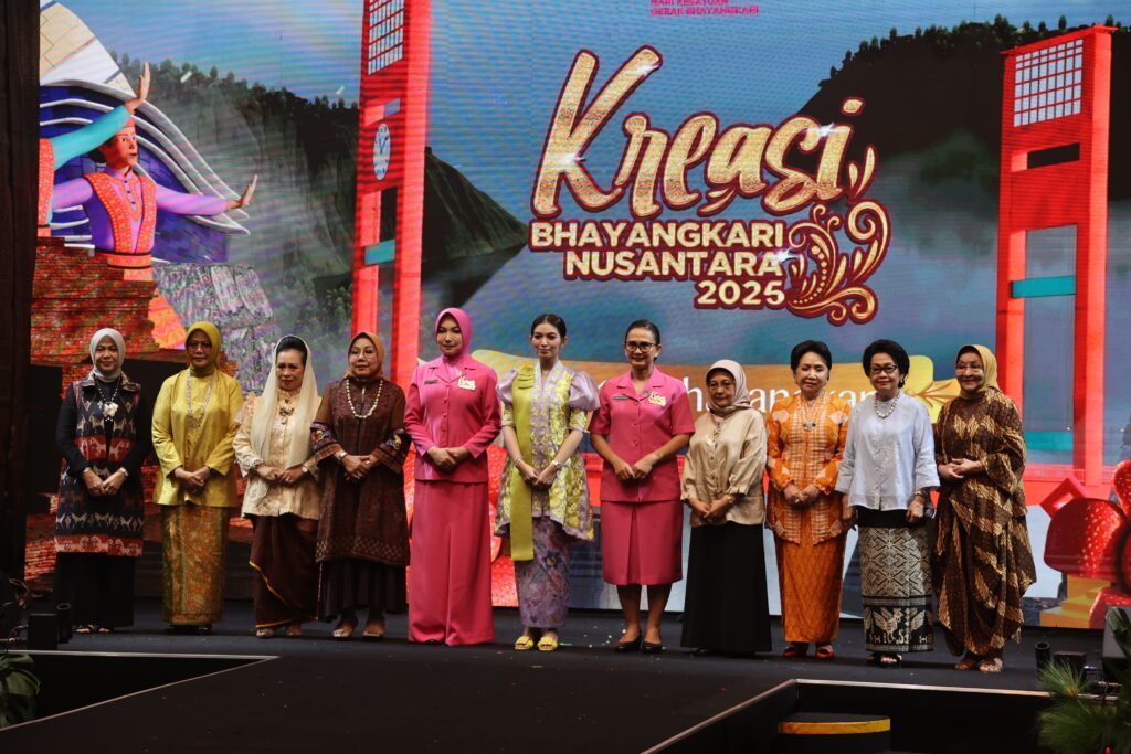 Bazar Kreasi Bhayangkari Nusantara 2025 Resmi Dibuka, Dukung UMKM Naik Kelas dan Perkuat Ekonomi Nasional