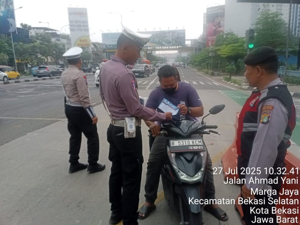 Polres Metro Bekasi Kota Gelar Operasi Patuh Jaya 2025, Edukasi Masyarakat Lewat Pendekatan Humanis